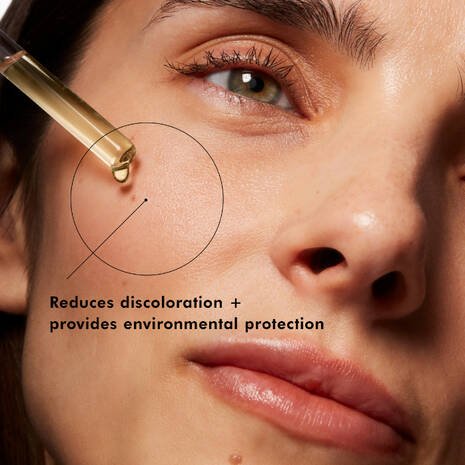 Phloretin CF Vitamin C Serum - Image 2